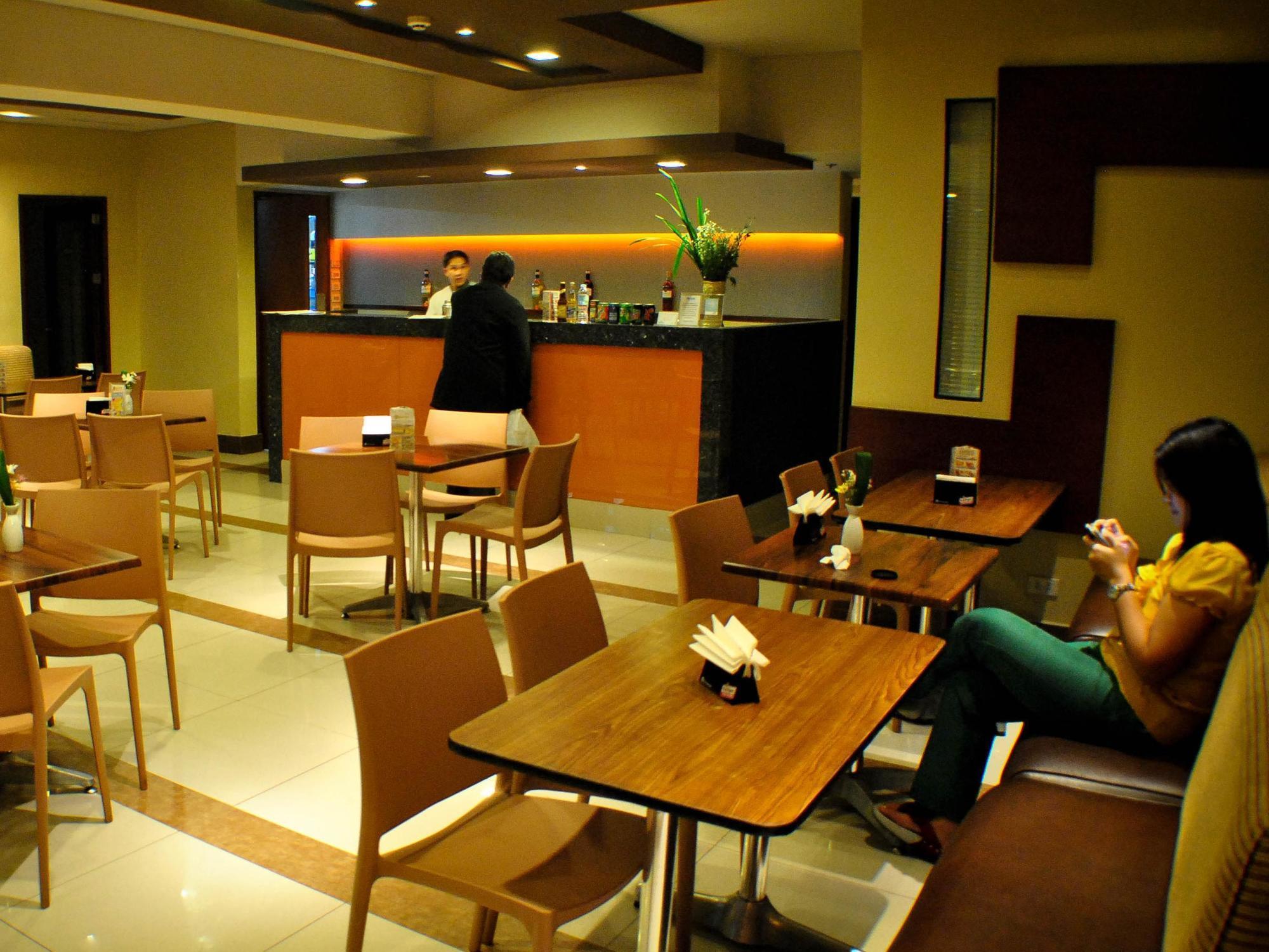 Fersal Hotel Kalayaan, Quezon City Exterior foto