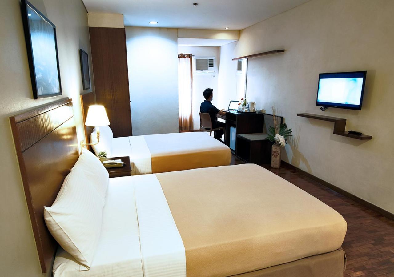 Fersal Hotel Kalayaan, Quezon City Exterior foto