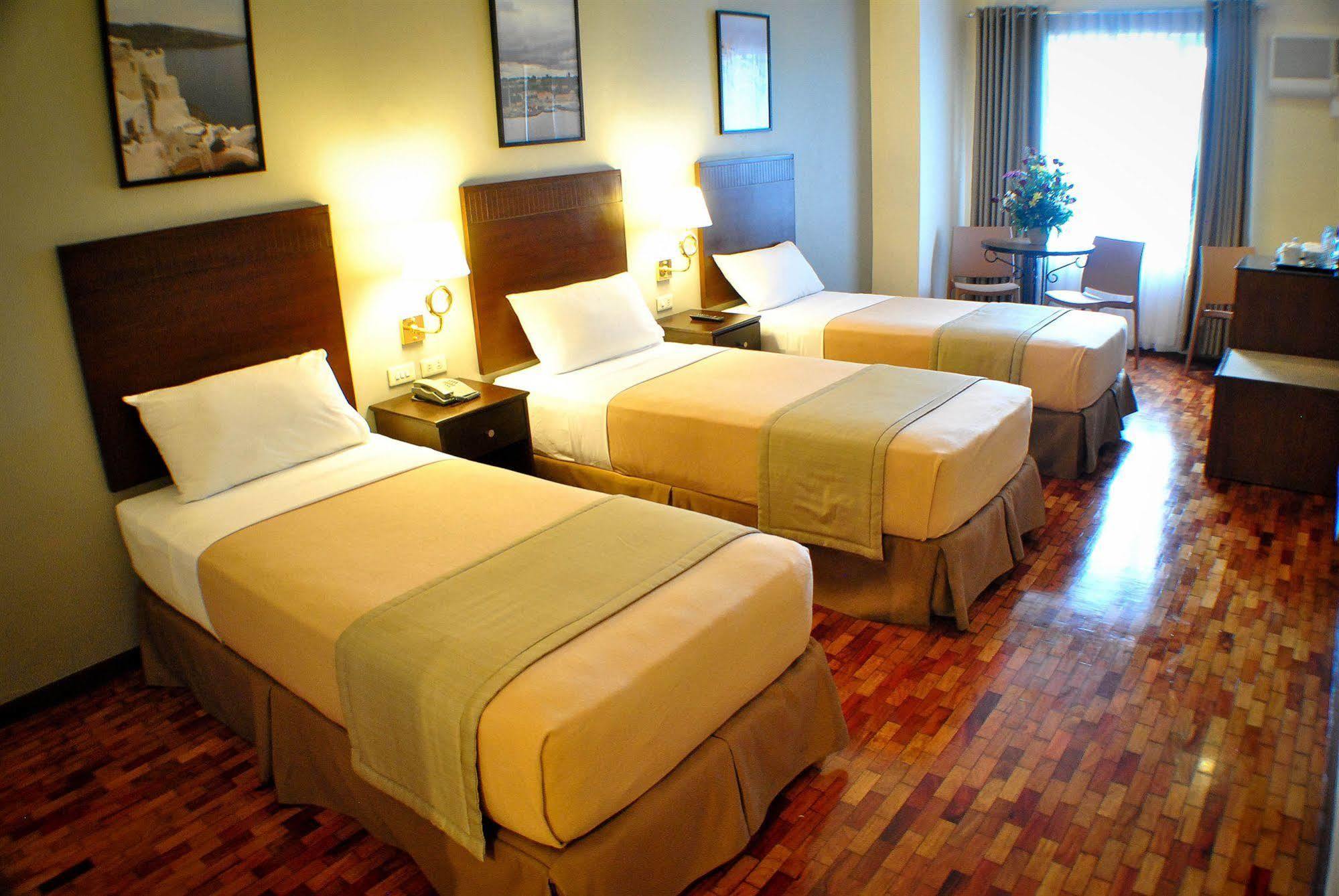 Fersal Hotel Kalayaan, Quezon City Exterior foto